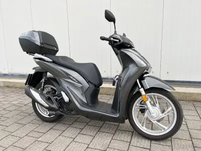 HONDA SH150AD….ABS….TC…..AKO NOVÝ – náhľad 2