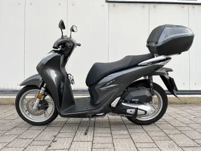 HONDA SH150AD….ABS….TC…..AKO NOVÝ – náhľad 3