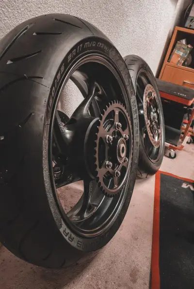 Triumph Street Triple 765 RS – náhľad 5