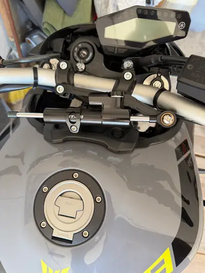 Yamaha MT-09 r.v. 2017 – náhľad 10