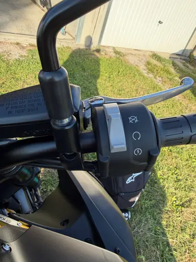 Kawasaki Z900 Performance 2026  – náhľad 9