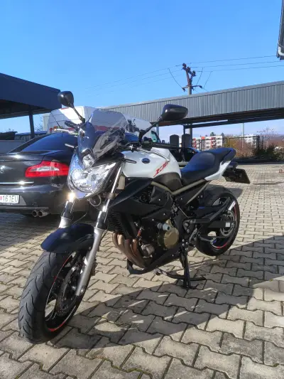 Yamaha xj6 – náhľad 3