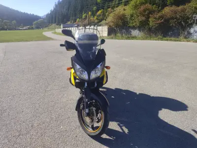 Suzuki v strom 1000 – náhľad 2