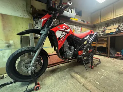 Yamaha xt660x