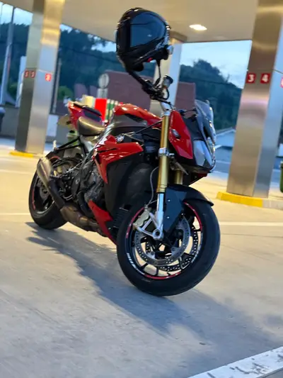 BMW S1000R 