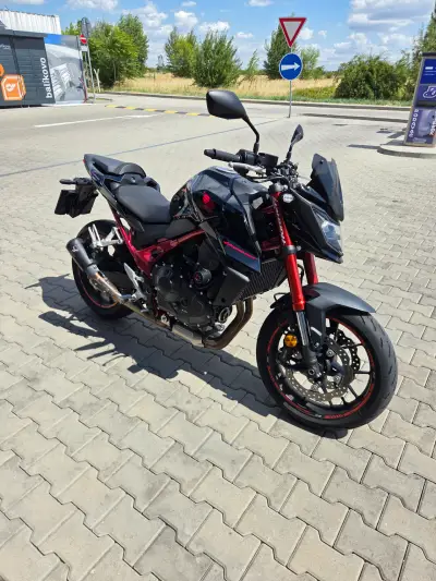 Honda Hornet 750