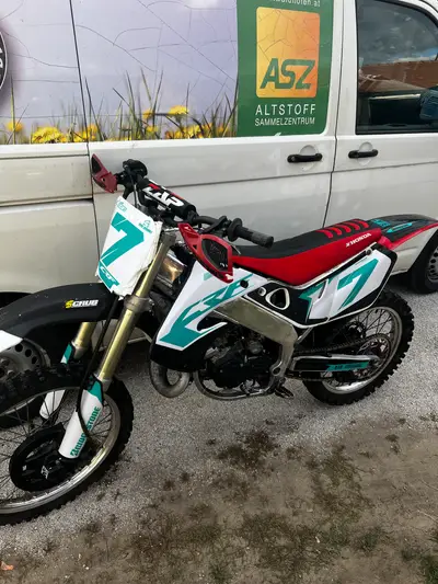 Honda cr125r