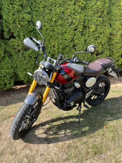 Triumph Scrambler 400 X