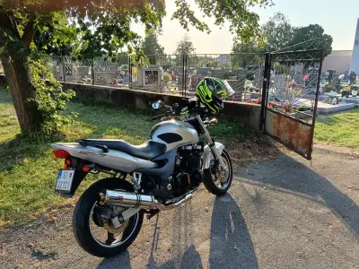 Kawasaki zr 750f  – náhľad 2