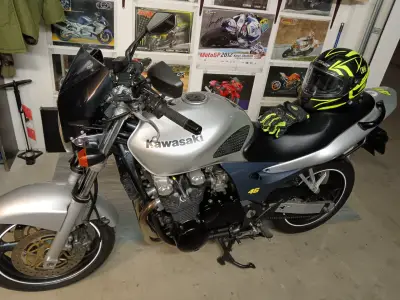 Kawasaki zr 750f  – náhľad 4