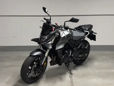 Honda CB750 hornet 67,5kW, 4/2023, 18929km