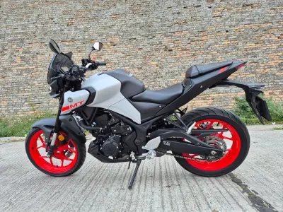 Yamaha MT-03