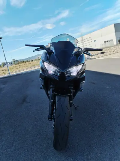 Kawasaki Ninja 650 2025 – náhľad 3