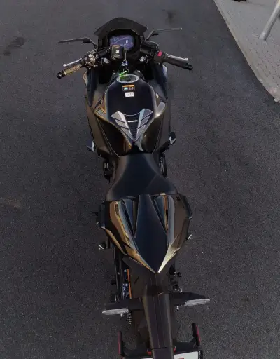 Kawasaki Ninja 650 2025 – náhľad 10
