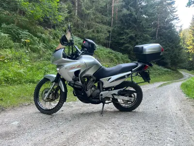 Honda transalp 