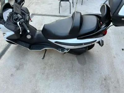 Sym Joymax 300i – náhľad 2