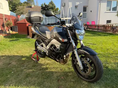 Suzuki gsr 600