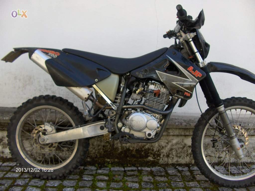 AJP PR4 200 Enduro, Supermoto