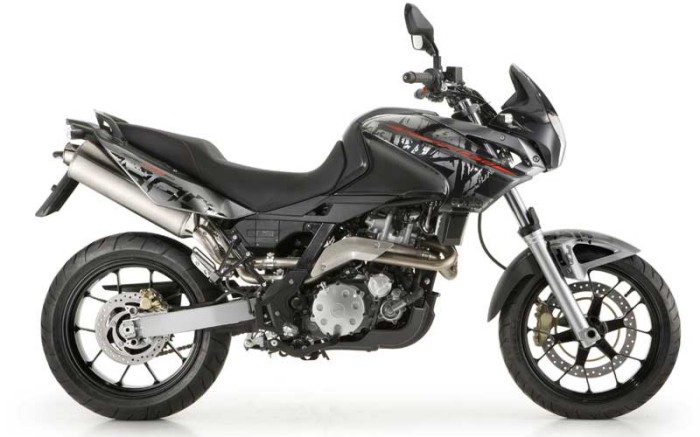 Aprilia Pegaso 650 Strada