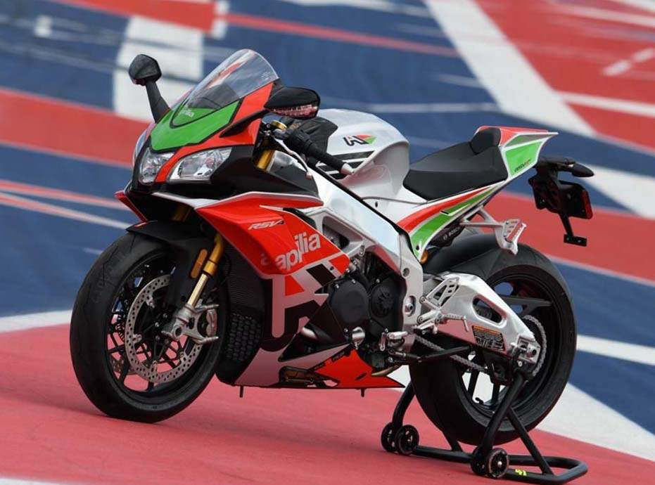 Aprilia RSV-4 R F L.E.