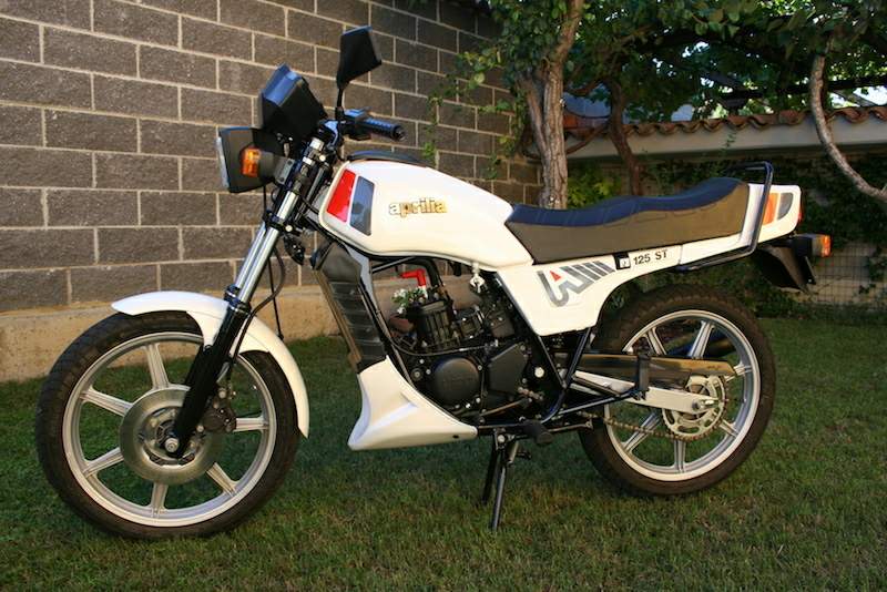 Aprilia ST 125