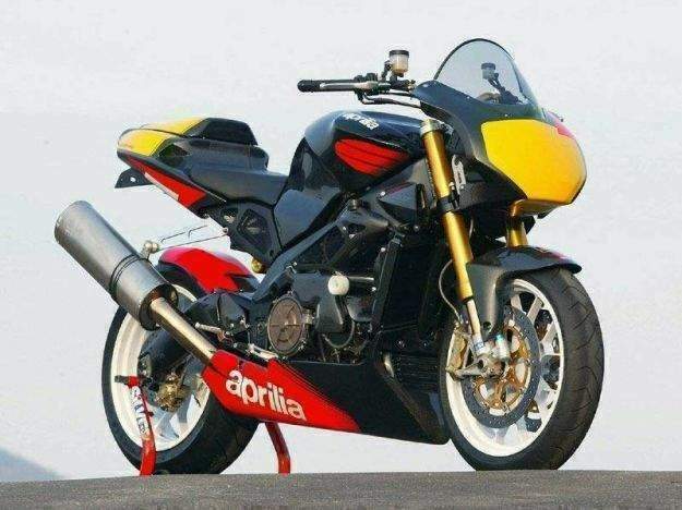 Aprilia Tuono 1000R Racing