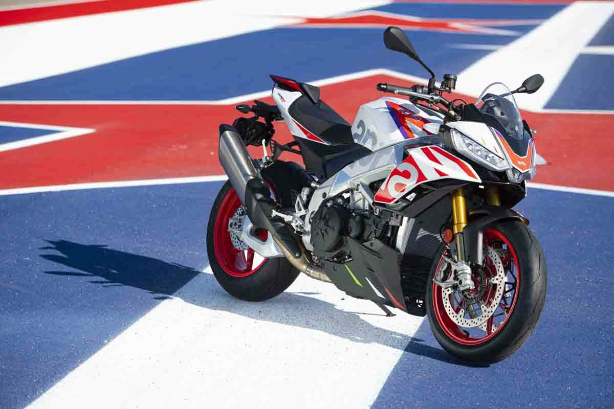 Aprilia Tuono V4 1100 Factory White Limited Edition