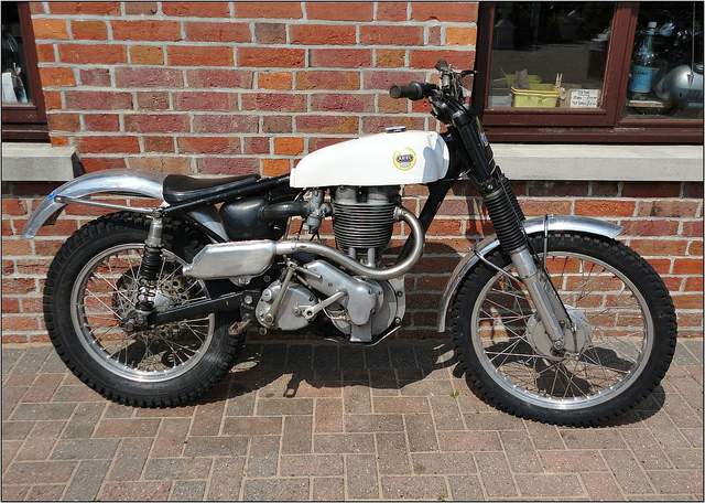 Ariel HT5 500