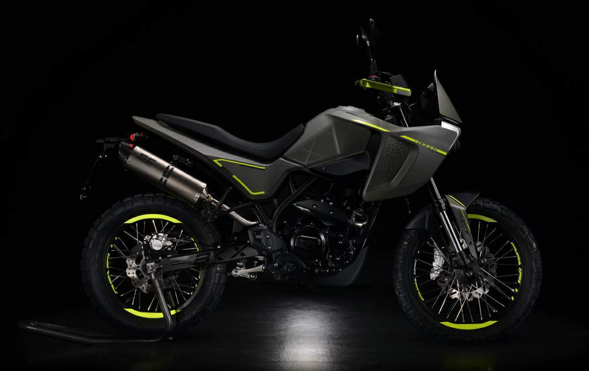 Benelli BKX 250