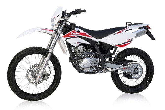 Beta RE 125 AT