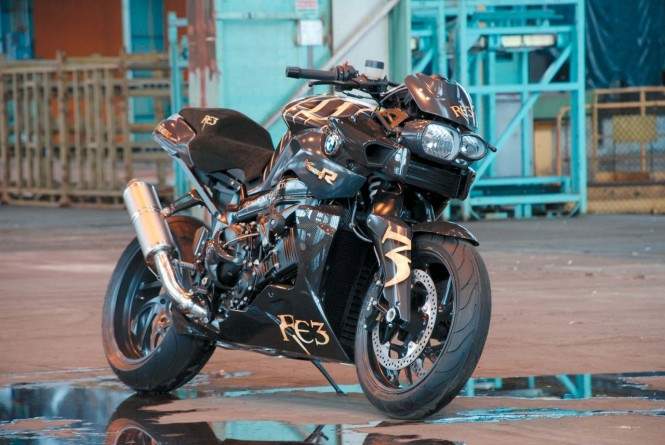 BMW K 1200R Resident Evil 3