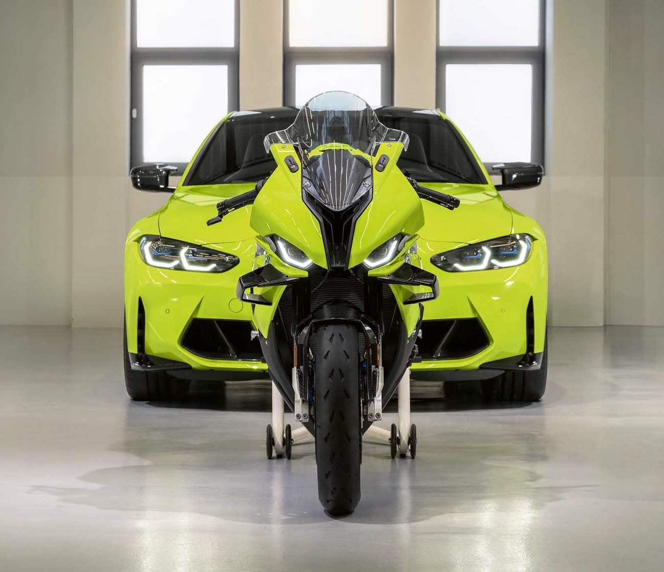 BMW M1000RR 50 Years M Edition