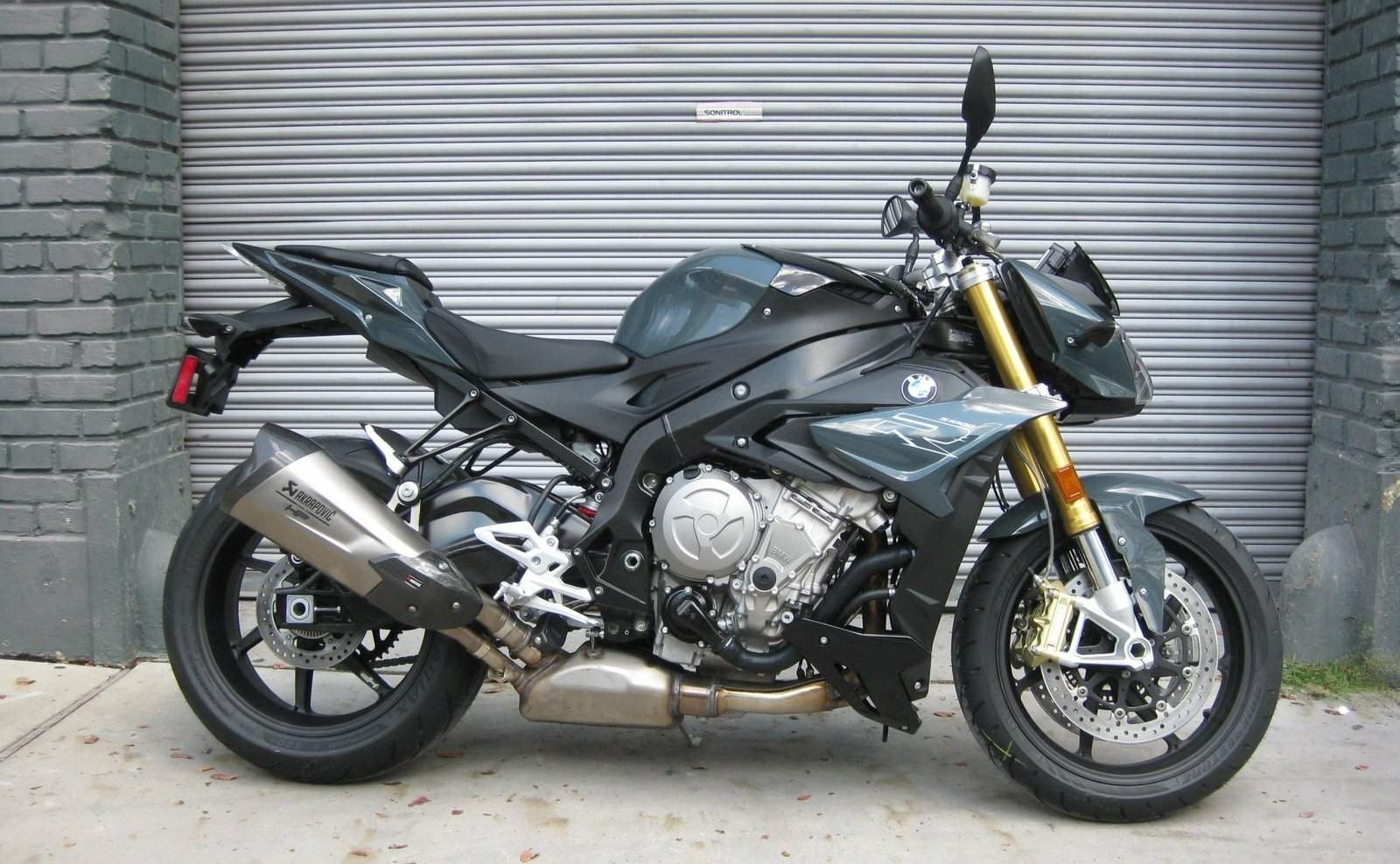 BMW S 1000R