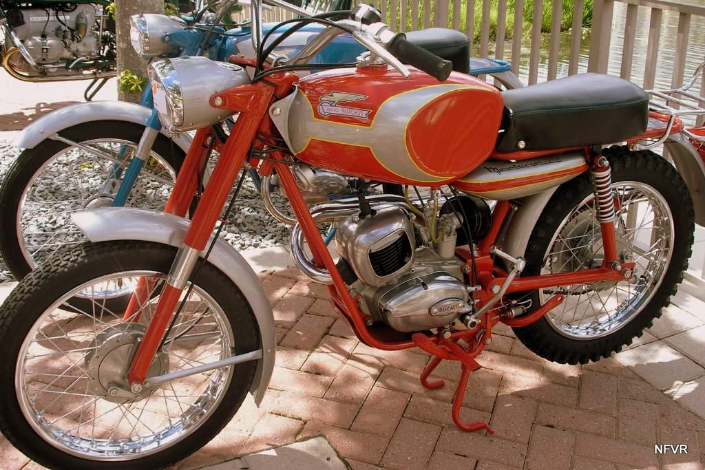Ducati 100 Cadet / 100 Mountaineer