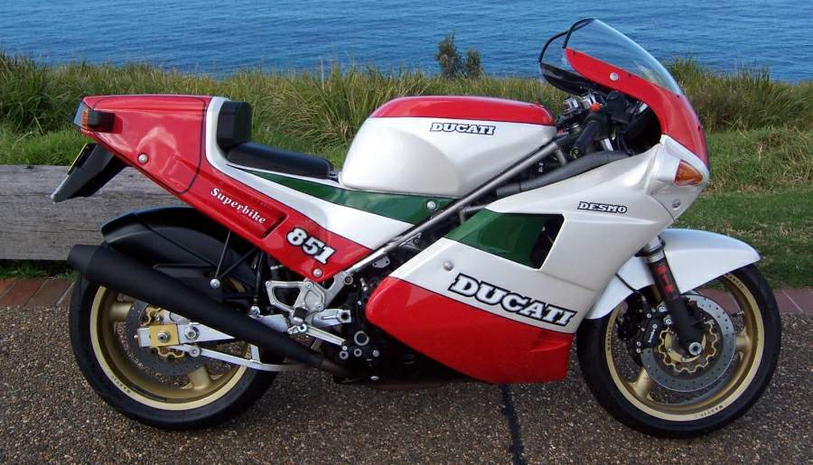 Ducati 851 Strada