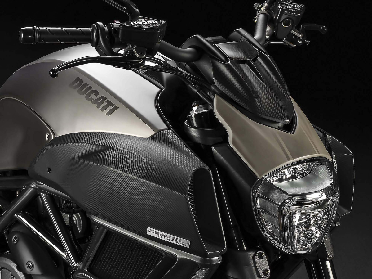 Ducati Diavel Titanium