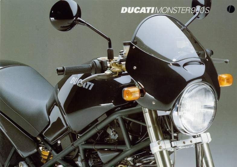 Ducati Monster 900 S