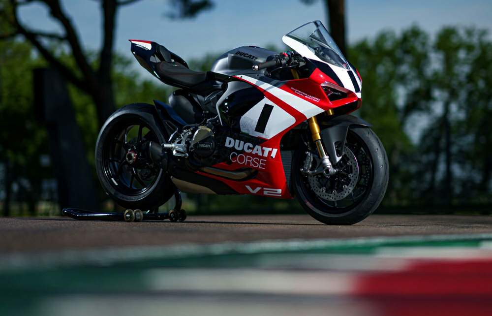 Ducati Panigale V2 Final Edition