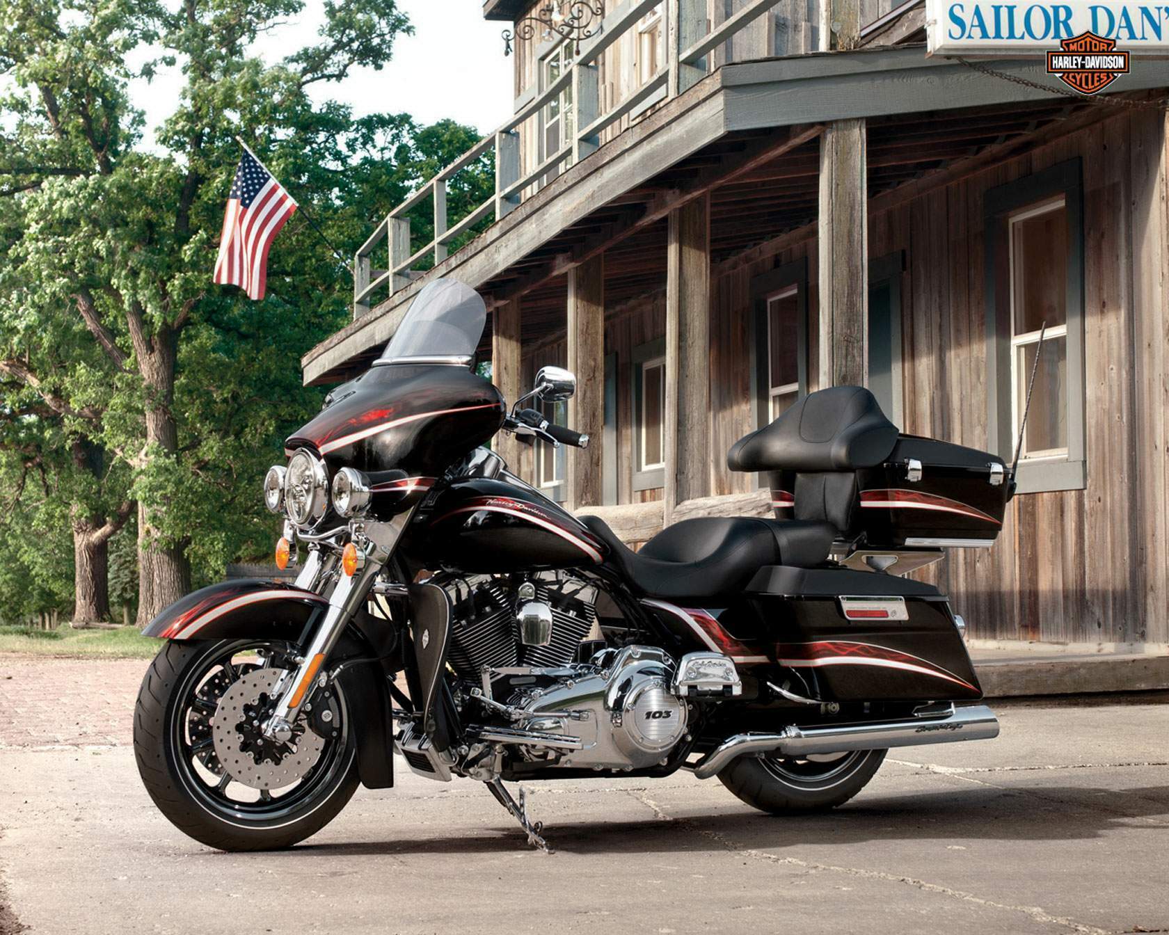 Harley Davidson FLHTCU Electra Glide Ultra Classic