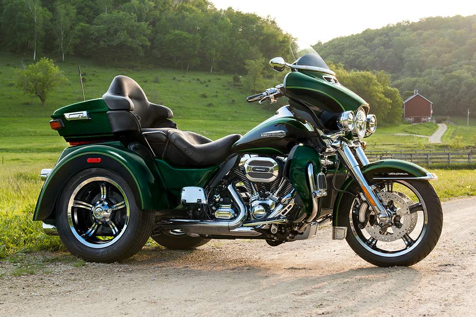 Harley Davidson FLHTCUTG Tri Glide Ultra Classic