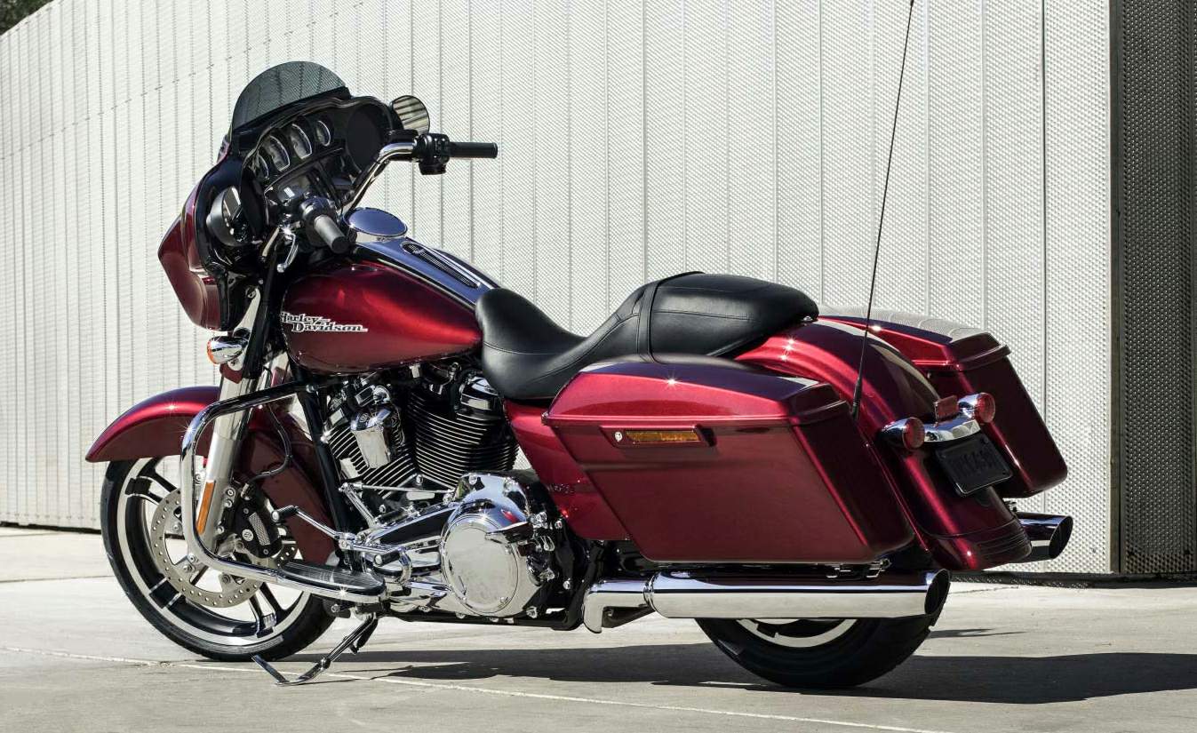 Harley Davidson FLHX Street Glide