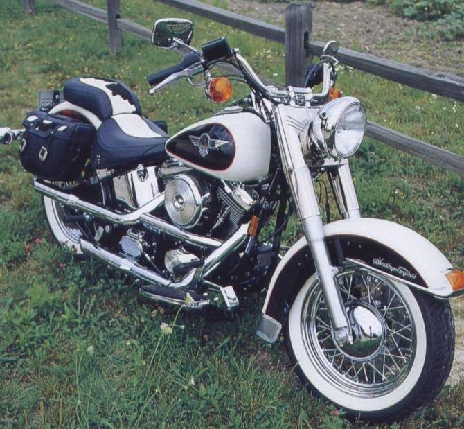Harley Davidson FLSTN Nostalgia (Cow Glide) Limited Edition