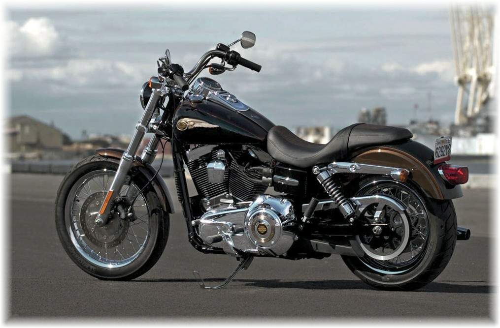 Harley Davidson FXDC Dyna Super Glide Custom 110th Anniversary Edition