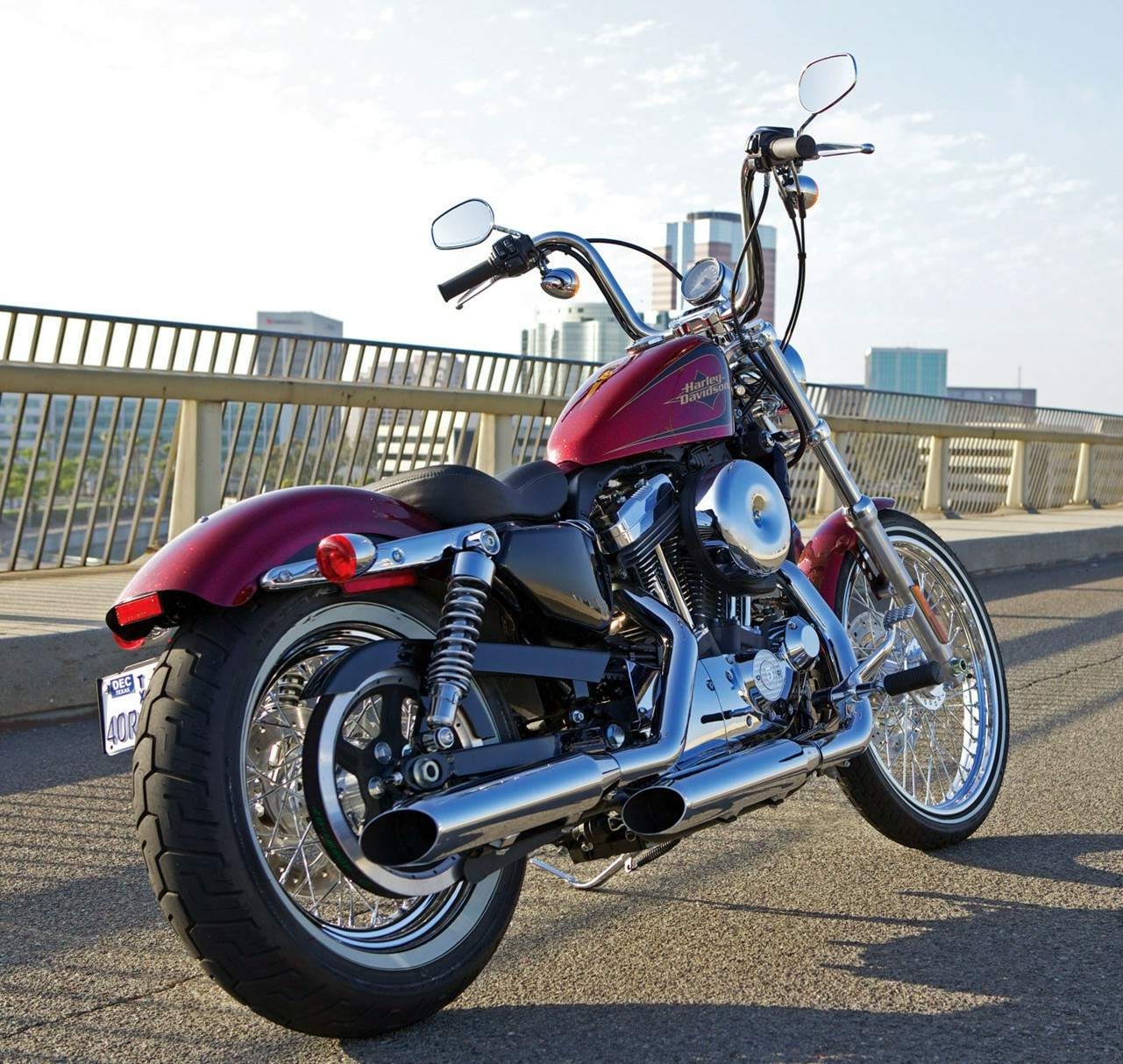 Harley Davidson XL 1200V Seventy Two