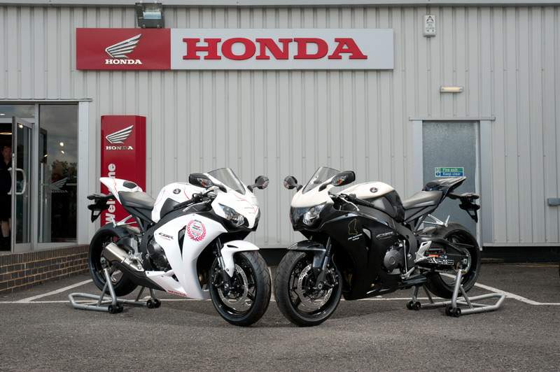 Honda CBR 1000RR Fireblade / C-ABS TT Tribute
