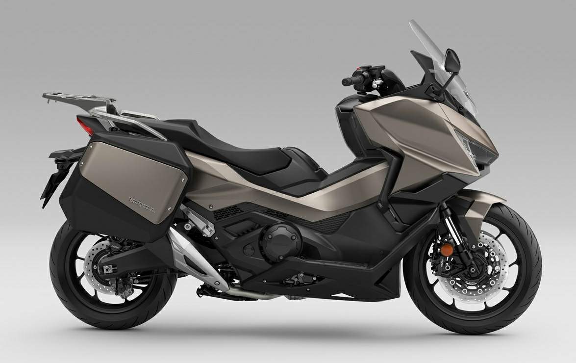 Honda Forza 750