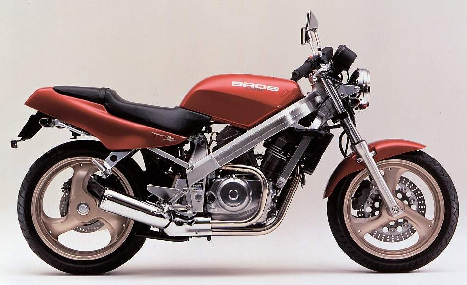 Honda NT 650 Bros MKII
