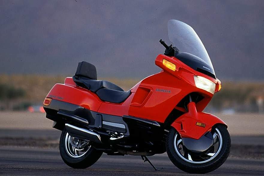 Honda PC Pacific Coast 800