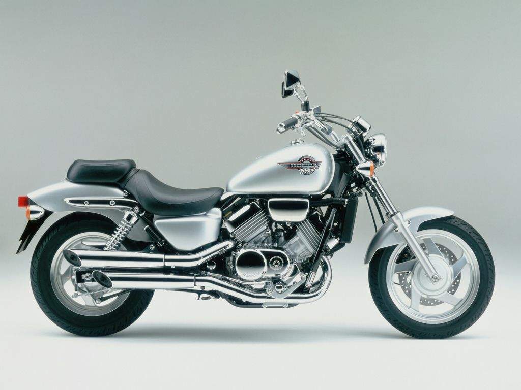 Honda VF 750C Magna