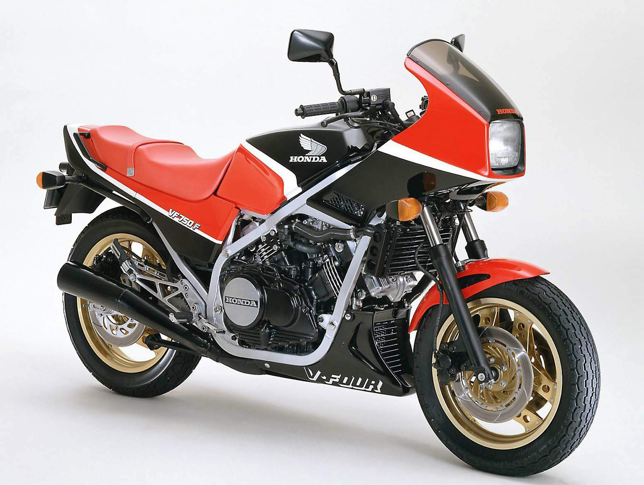 Honda VF 750F Interceptor V45